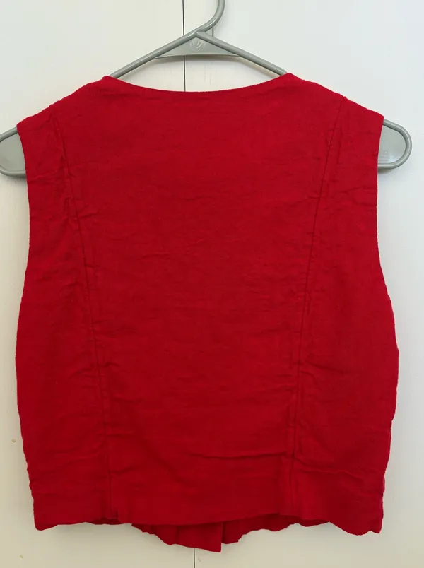 Abercrombie red vest - Image 2