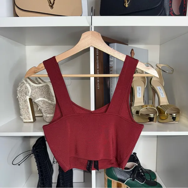 Banana Republic Sculpted Knit Crop Top In Burgundy Womens Small New NWT $70 - Image 3