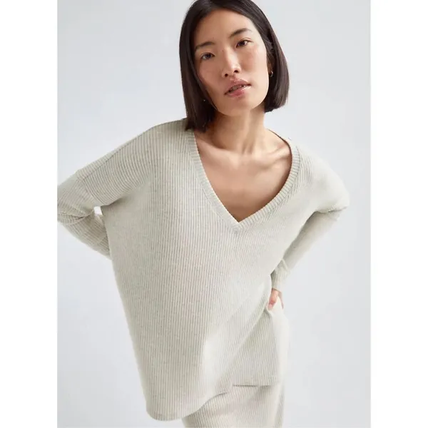 Aritzia The Group Babaton Grey Traverse Longsleeve V-Neck Sz 2 Sweatshirt - Image 4