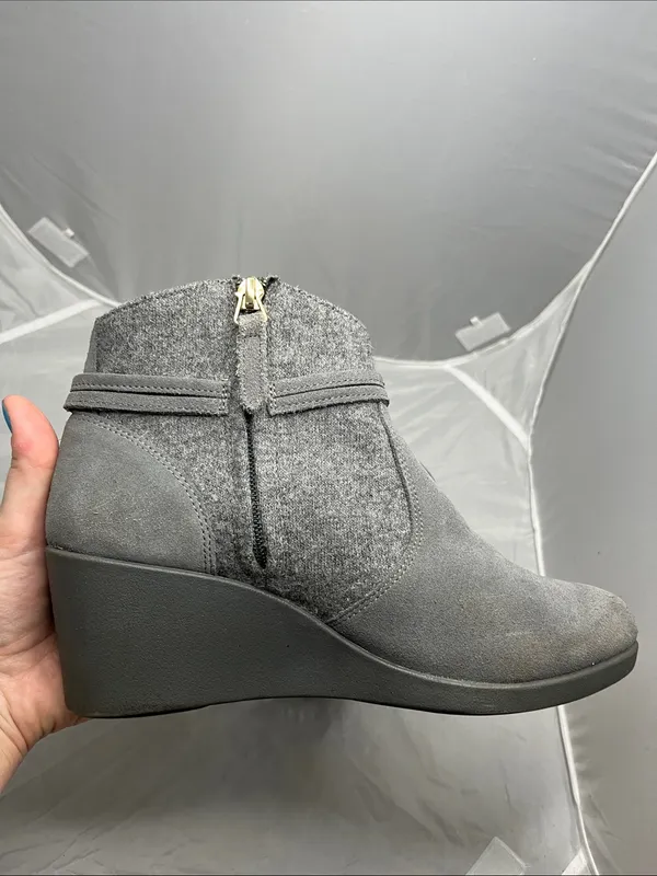 CROCS Women's Leigh Suede Wedge Bootie Ankle - Size 8 - Image 5