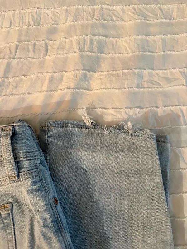 American Eagle Bootcut Jeans - Image 4