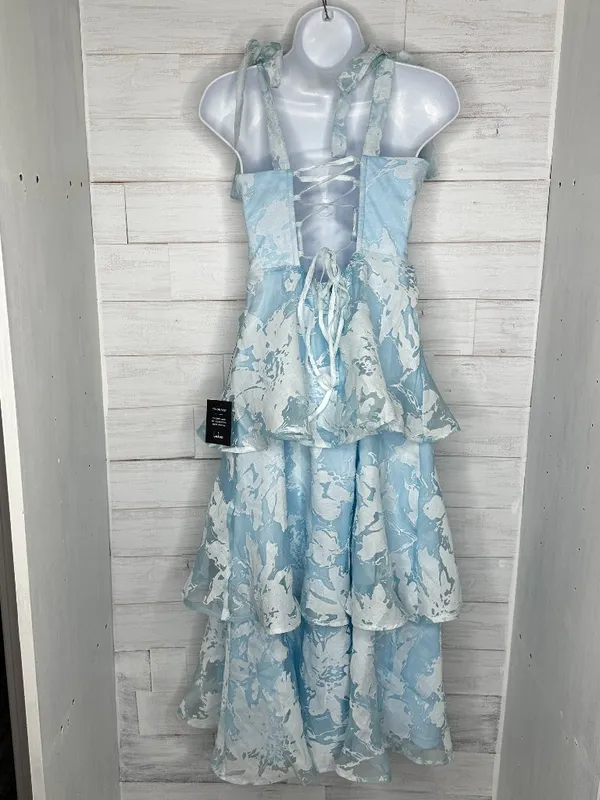 NWT Lulus Drayson Light Blue Floral Burnout Tie-Strap Tiered Midi Dress Sz Small - Image 6