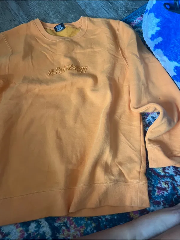 Stüssy small orange sweatshirt - Image 3