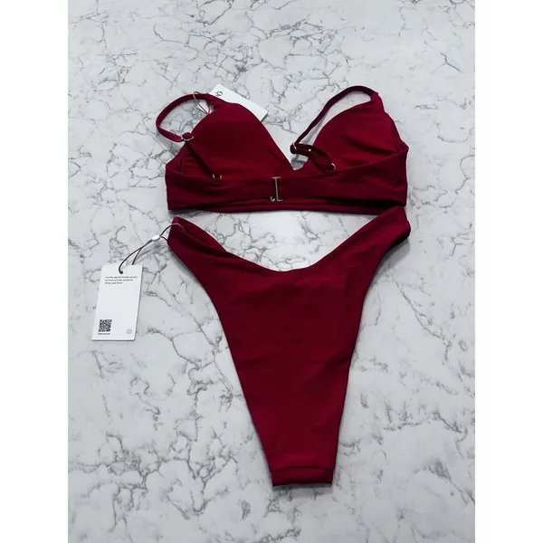 NWT Quince Cherry Red Italian V Neck Bikini Top & High Leg Bottom Set Size XS - Image 2