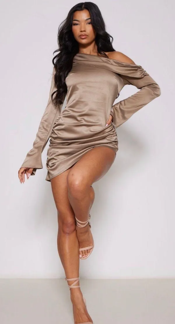 Pretty Little Thing Mini Satin Dress - Image 2