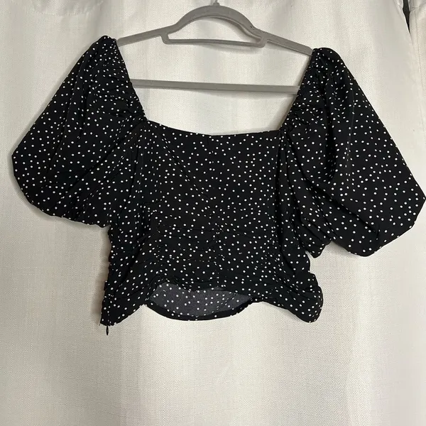 NastyGal Black and White Polka Dot Puff Sleeve Corset Crop Top Medium - Image 3