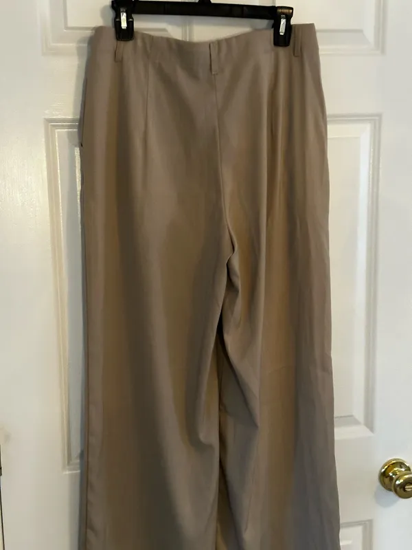 Max Studio Khaki dress pants - Image 4