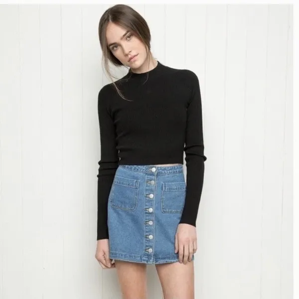 Brandy Melville Denim Button Mini Skirt - Image 9