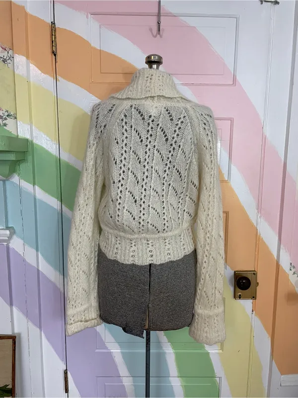 Rare Vintage Y2K Mohair & Wool LOFT Pointelle Crop Bolero Cardigan Sz L 💛🎀 - Image 5