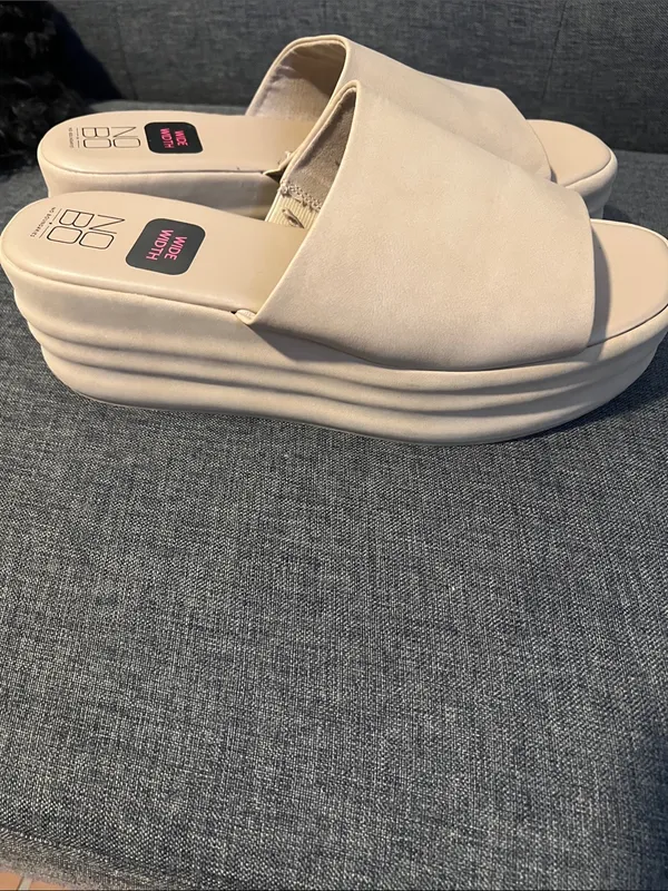 No Boundaries Beige Wide Slide Mules - Image 2