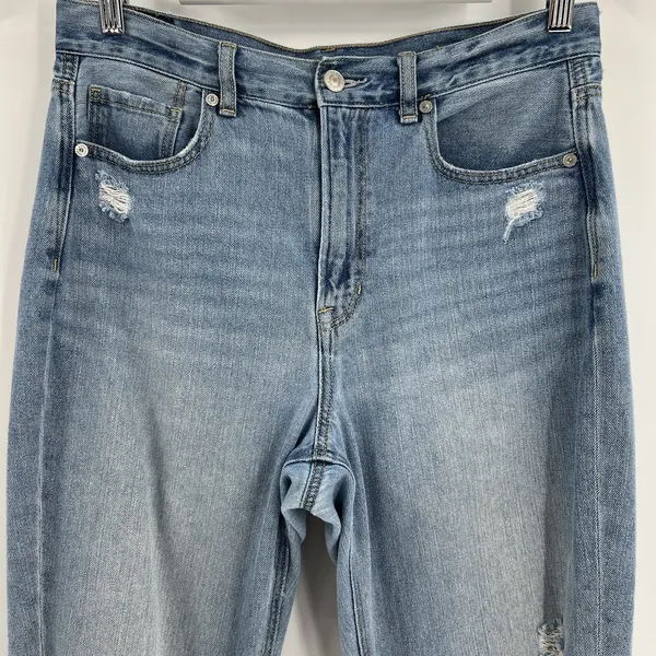 American Eagle‎ Mom Jeans Women's 8 Short Distressed High Rise Straight Leg Blue - Image 4