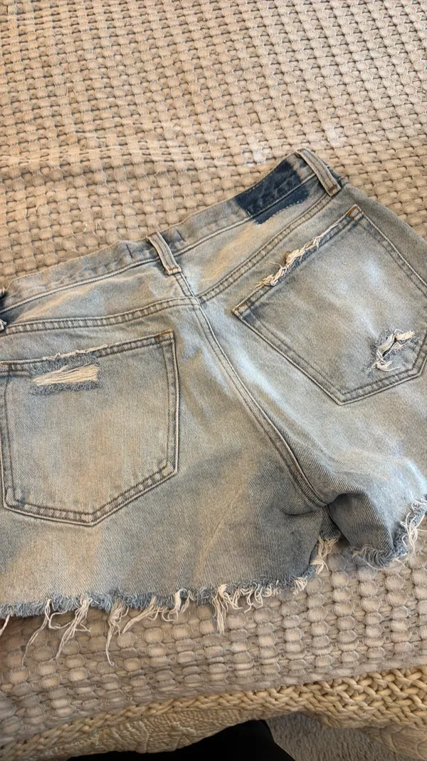 Abercrombie Curve Love Shorts - Image 3