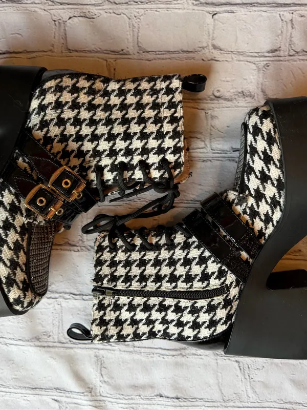 Betsey Johnson Y2K Chunky Platform Boot Houndstooth Black White Buckle Bratz 6.5 - Image 4