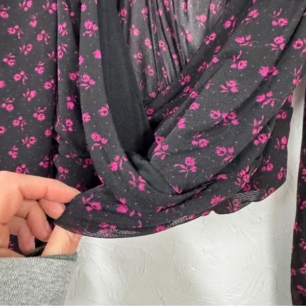 Free People Black Purple Floral Twist Front Blouse Womens M Boho Sheer Sleeve - Image 3