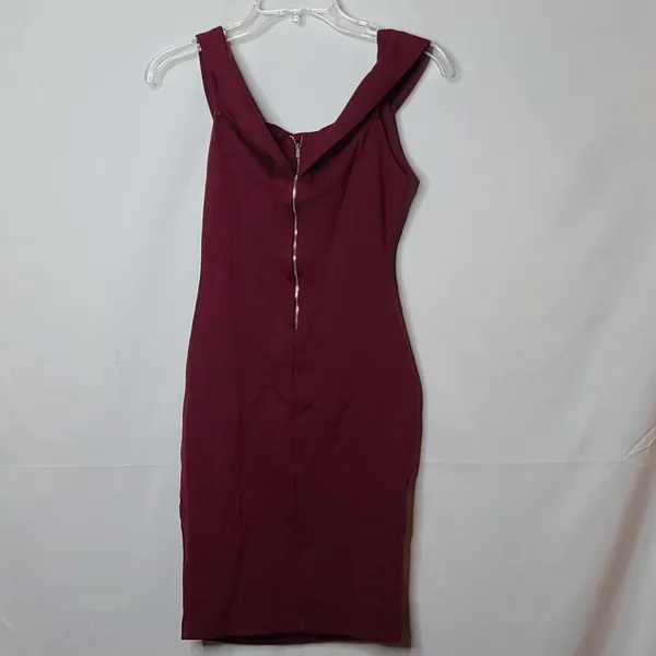 Windsor off the shoulders tummy cut out bodycon purplish dress sz Medium - Image 5