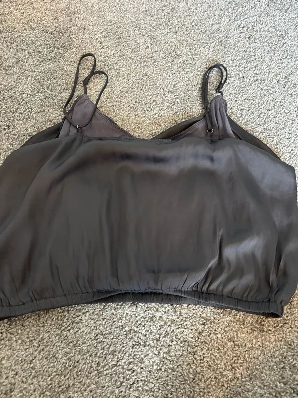 Pants Store Tops Size Medium - Image 3
