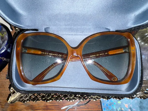 Gucci Cat-Eye Sunglasses - Image 12