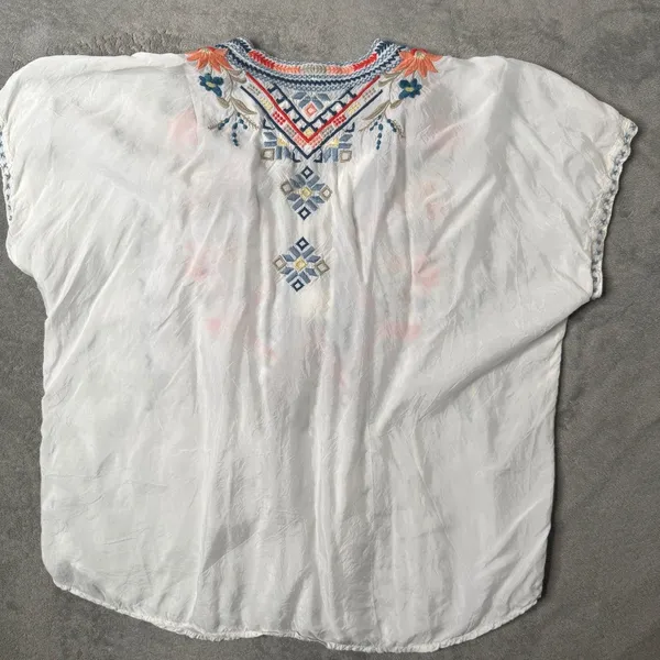 Johnny Was White Embroidered BOHO Oversized Tunic Top Size XS Peasant Festival - Image 5