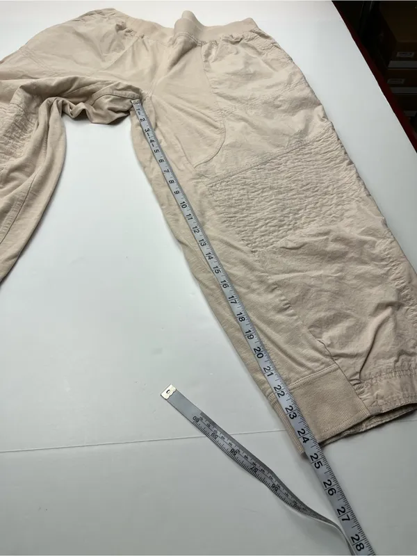 Daily Practice Beige‎ Cream Cropped Pants Womens Size Medium Petite Wide Leg - Image 6