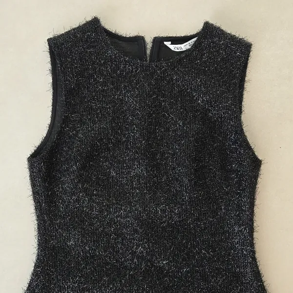 New Zara Elegant Vintage Look Black Sleeveless Fuzzy Dress - Image 5
