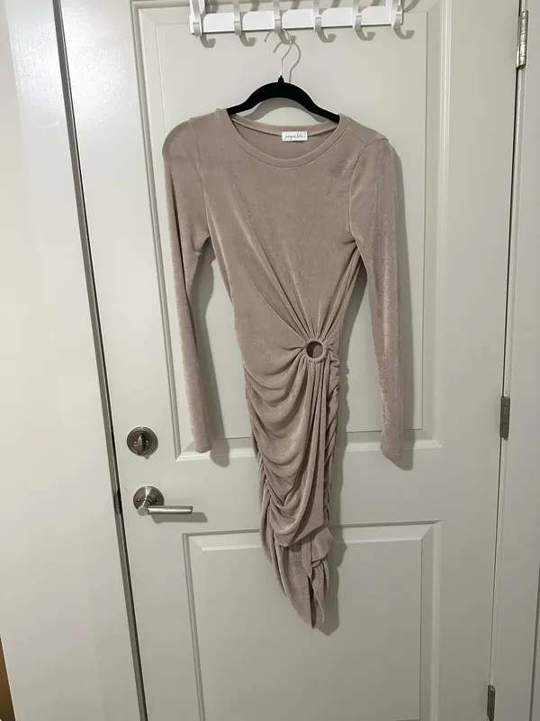 Revolve Long Sleeve Dress Mini - Image 3