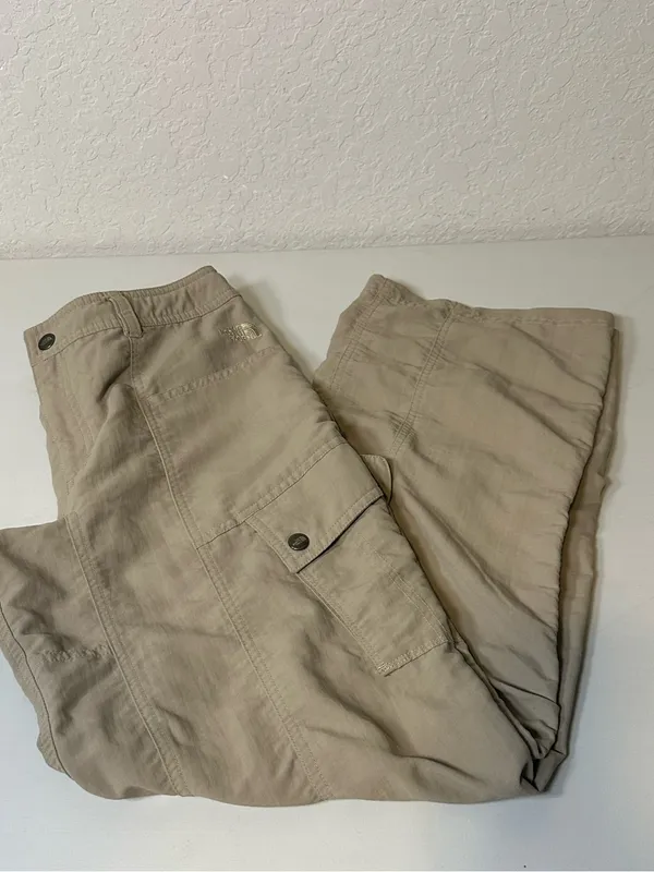 The North Face Women’s Classic Outdoor Cargo Hiking Performance Pants Size 12 - Image 9