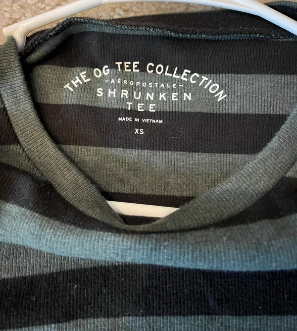 Aeropostale Fitted Tee - Image 3