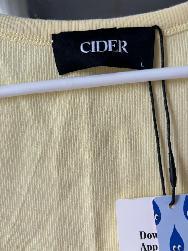Cider Yellow Graphic Top - Image 2