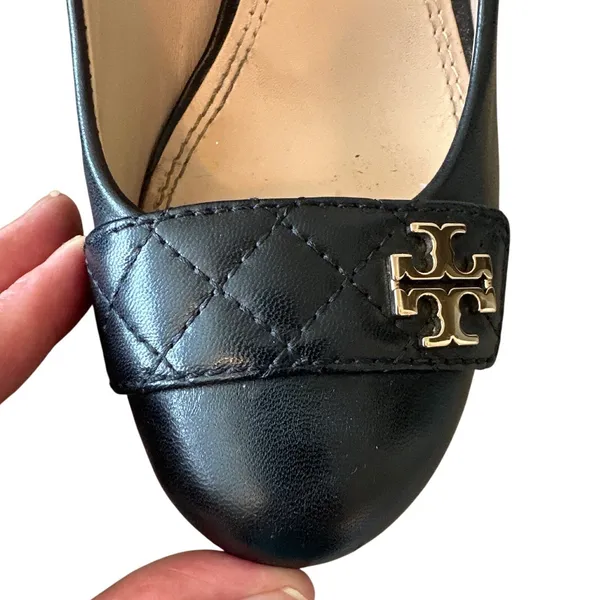 Tory Burch Marion Quilted Leather Wedge Pumps Black Gold Logo Size 8.5 - Image 11