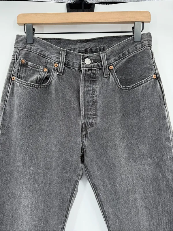 Levi’s 501 Original Jeans Women’s 27 Black Stonewash Raw Hem High Rise - Image 5