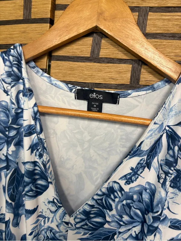 Ellos White And blue floral maxi dress Size 14/16 - Image 5