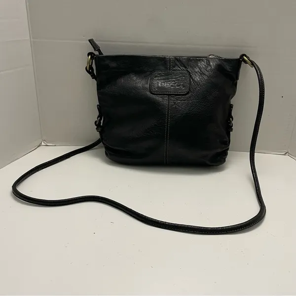 Vintage Fossil Purse Crossbody Pebbled Leather Lightweight Embossed Logo Black - Image 2