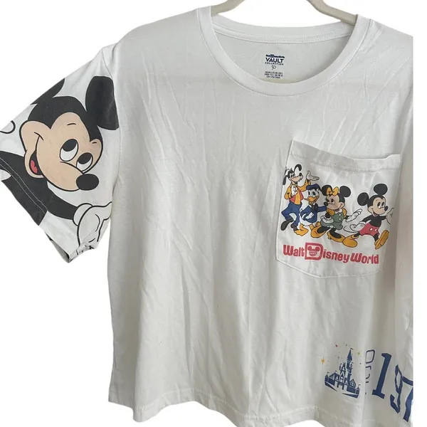 Disney Parks 50th Vault Collection Mickey Friends Oversized Pocket Tee L - Image 2