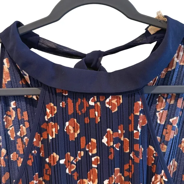 Entro Halter Blouse Navy Blue Floral‎ Pleated Boho Sleeveless Women Large - Image 3