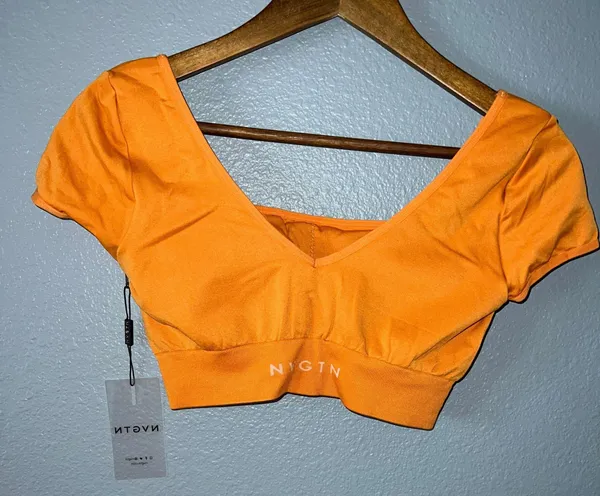NVGTN Serene Sports bra Size M NWT - Image 3