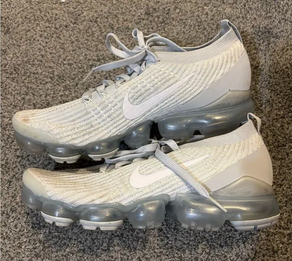 Nike Vapormax Flyknit Shoes - Image 3