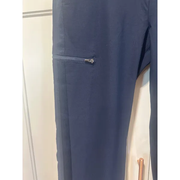 Athleta Wander Hybrid Pant Navy Blue Tapered Cargo Hiking Travel Womens 10 Tall - Image 2