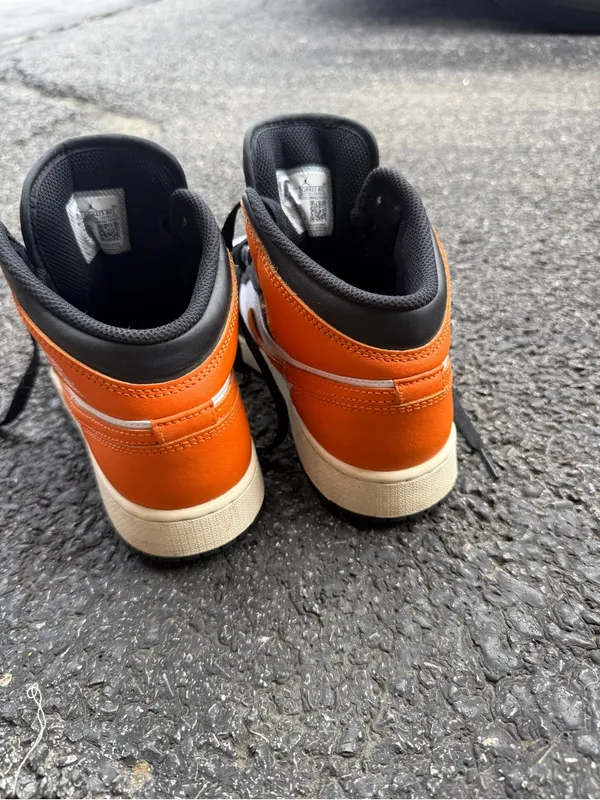 Air Jordan 1 Mid Black White Orange Youth 5.5Y / Women’s 7 - Image 6