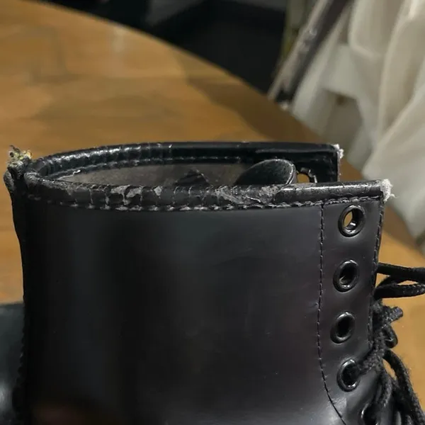 Dr. Martens Classic Leather Black 1460 8 Eye Lace up Boots Size 7 M 9 W Combat - Image 5