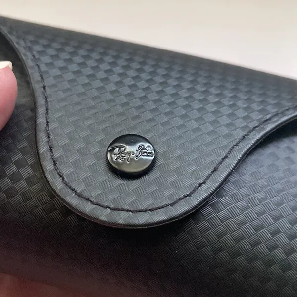 Ray-Ban NWT  black flap logo sunglasses case - Image 4