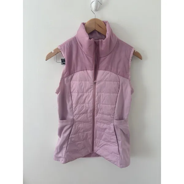 Lululemon Down For It All Vest Size‎ 6 - Image 3