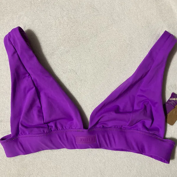 SKIMS Plunge Bikini Top M - Image 3