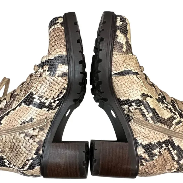 Vince Camuto Gaviana Combat Boots 7 Leather Shortbread Desert Python Lug Sole - Image 7