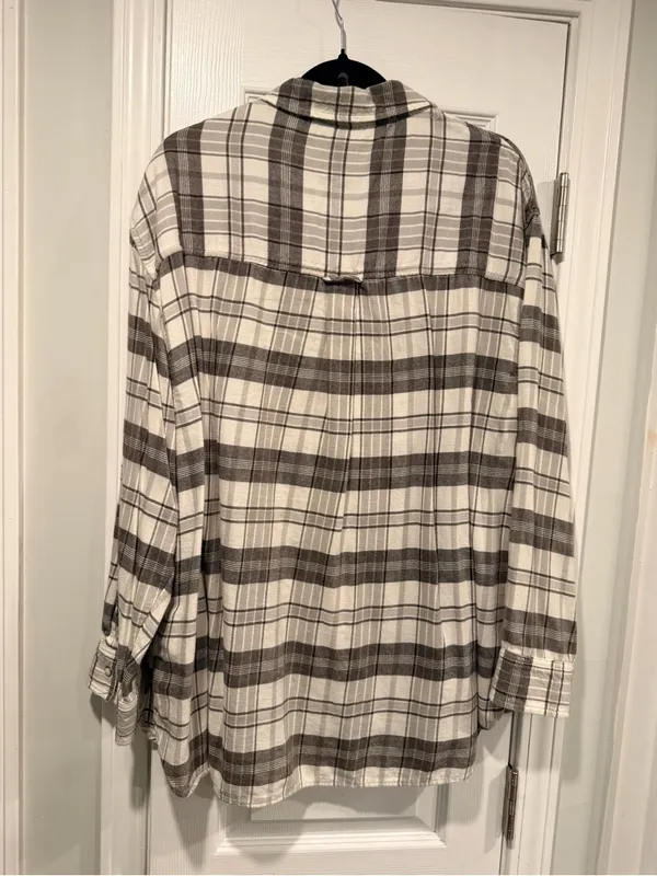 American Eagle Size XL Seriously Lived-In Gray Plaid Flannel Shirt Pearl Snap - Image 6
