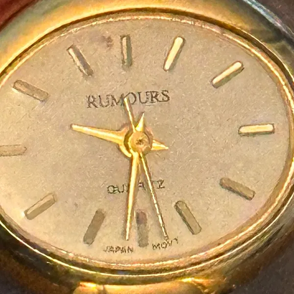 Vintage Rumours two tone stainless steel analog watch - Image 5