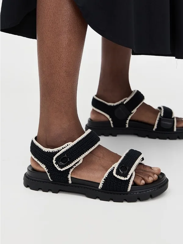 NWOT Coach Brynn Sandals in Black Crotchet Size 5.5 - Image 2