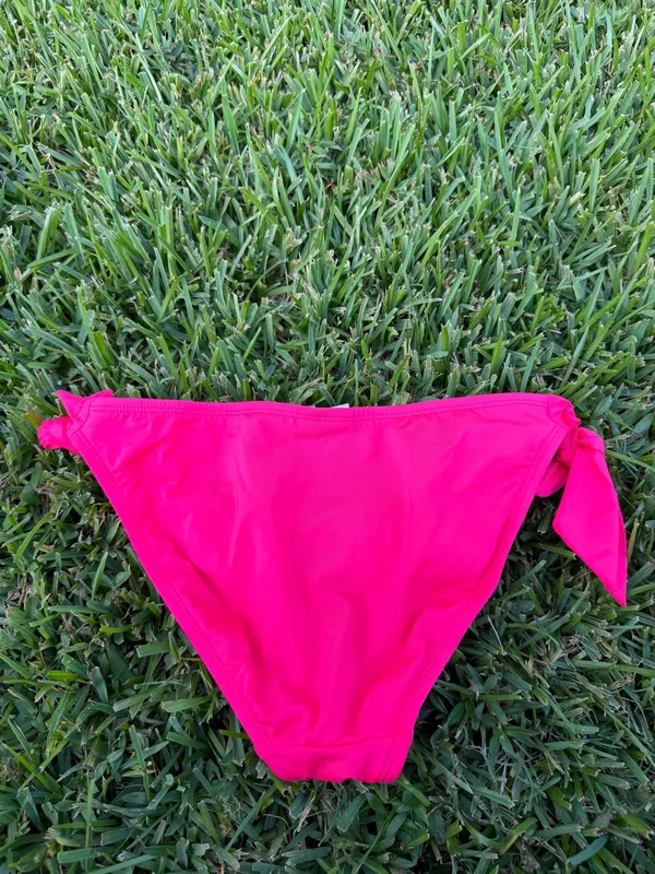 Kenneth Cole New York Hot Pink Ruffle Tie Side Bikini Bottom Size M NWOT $59 - Image 4