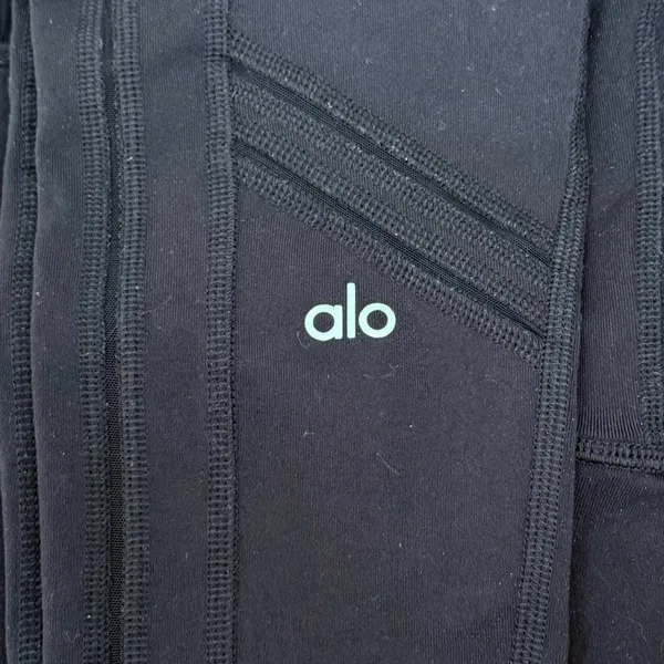 ALO Yoga Black Cropped Leggings Size S - Image 10
