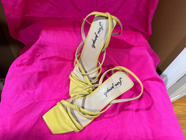 Free People Faye yellow strappy heels sandals 7.5 US 38 NWT - Image 2