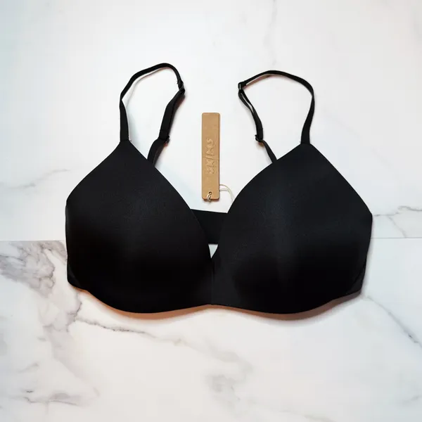NWT Skims Wireless Form Push-Up Plunge Bra  - Image 2